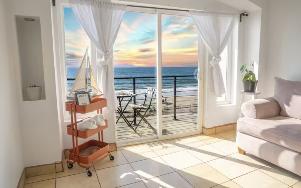 APT 3 at Tijuana Beach Pads